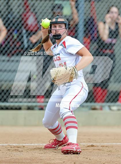 Thumbnail 2 in Iowa City vs Center Point-Urbana (Linn-Mar / Alburnett Tournament) photogallery.