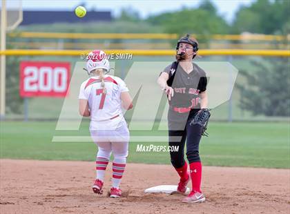 Thumbnail 3 in Iowa City vs Center Point-Urbana (Linn-Mar / Alburnett Tournament) photogallery.