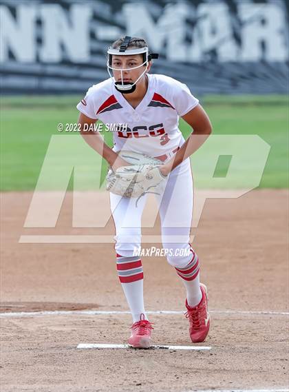 Thumbnail 1 in Iowa City vs Center Point-Urbana (Linn-Mar / Alburnett Tournament) photogallery.