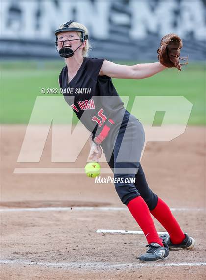 Thumbnail 1 in Iowa City vs Center Point-Urbana (Linn-Mar / Alburnett Tournament) photogallery.