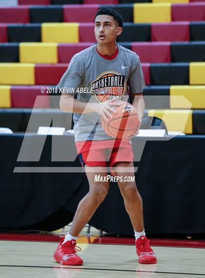 Thumbnail 2 in Gonzaga Prep vs Modesto Christian (Hoophall West) photogallery.