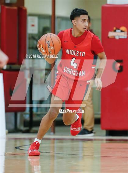 Thumbnail 3 in Gonzaga Prep vs Modesto Christian (Hoophall West) photogallery.