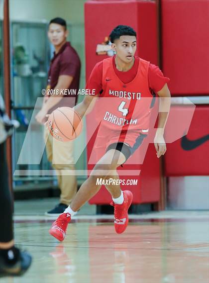 Thumbnail 2 in Gonzaga Prep vs Modesto Christian (Hoophall West) photogallery.