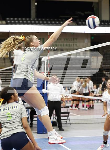 Thumbnail 3 in Ridgeline vs. Mountain Crest (UHSAA 4A Quarterfinal Playoff) photogallery.
