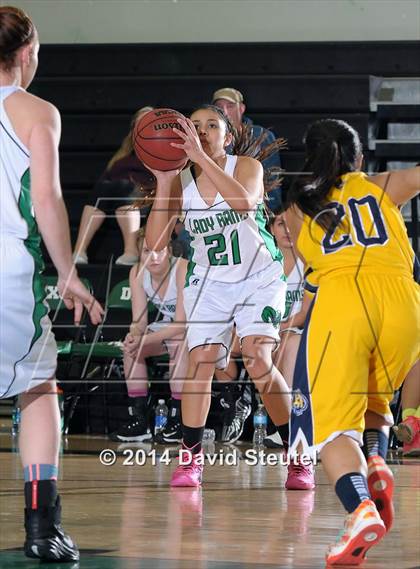 Thumbnail 1 in Inderkum vs. Dixon (Ram Jam Winter Classic) photogallery.