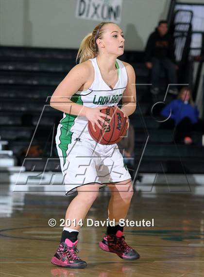 Thumbnail 2 in Inderkum vs. Dixon (Ram Jam Winter Classic) photogallery.