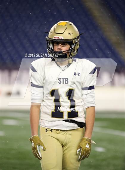 Thumbnail 3 in West Bridgewater vs. St. Bernard's Central Catholic (MIAA D8 Final) photogallery.