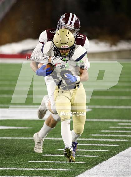 Thumbnail 3 in West Bridgewater vs. St. Bernard's Central Catholic (MIAA D8 Final) photogallery.