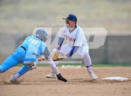 Thumbnail 1 in Legend vs. Valor Christian - CHSAA 5A Region 3 Game photogallery.