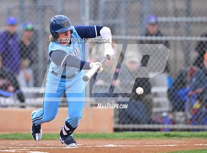 Thumbnail 3 in Legend vs. Valor Christian - CHSAA 5A Region 3 Game photogallery.