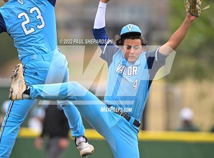Thumbnail 1 in Legend vs. Valor Christian - CHSAA 5A Region 3 Game photogallery.