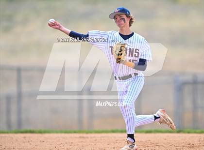 Thumbnail 2 in Legend vs. Valor Christian - CHSAA 5A Region 3 Game photogallery.