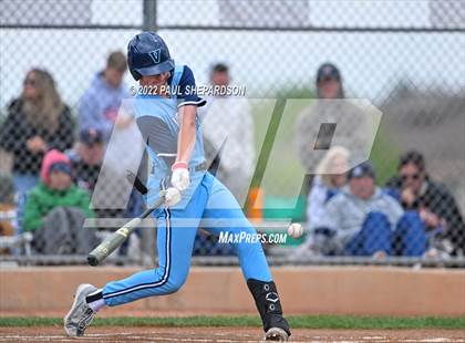 Thumbnail 2 in Legend vs. Valor Christian - CHSAA 5A Region 3 Game photogallery.