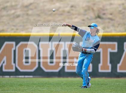 Thumbnail 3 in Legend vs. Valor Christian - CHSAA 5A Region 3 Game photogallery.