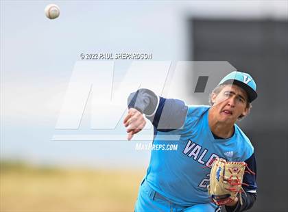 Thumbnail 1 in Legend vs. Valor Christian - CHSAA 5A Region 3 Game photogallery.