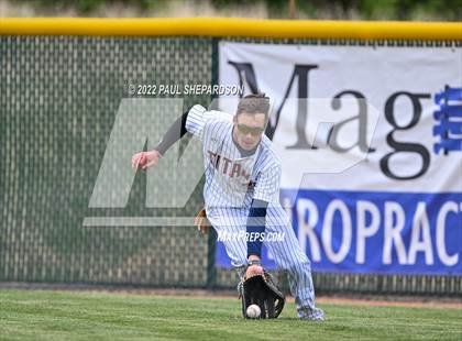 Thumbnail 2 in Legend vs. Valor Christian - CHSAA 5A Region 3 Game photogallery.