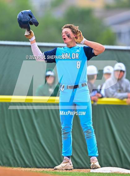 Thumbnail 3 in Legend vs. Valor Christian - CHSAA 5A Region 3 Game photogallery.