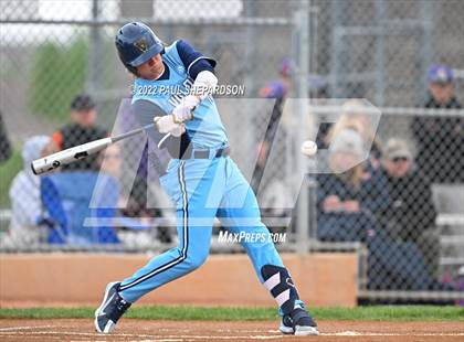 Thumbnail 3 in Legend vs. Valor Christian - CHSAA 5A Region 3 Game photogallery.