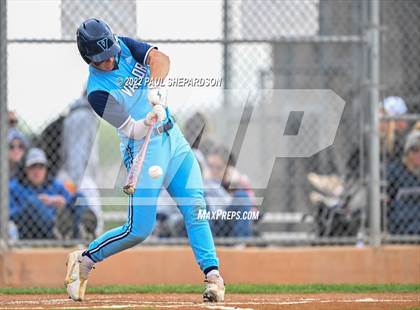 Thumbnail 1 in Legend vs. Valor Christian - CHSAA 5A Region 3 Game photogallery.
