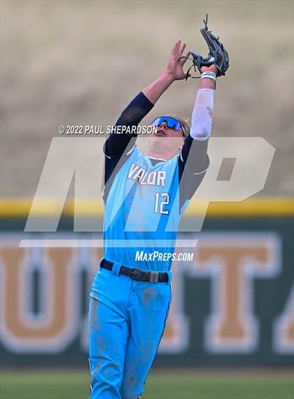 Thumbnail 1 in Legend vs. Valor Christian - CHSAA 5A Region 3 Game photogallery.