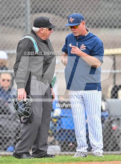 Thumbnail 2 in Legend vs. Valor Christian - CHSAA 5A Region 3 Game photogallery.
