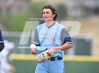 Thumbnail 2 in Legend vs. Valor Christian - CHSAA 5A Region 3 Game photogallery.