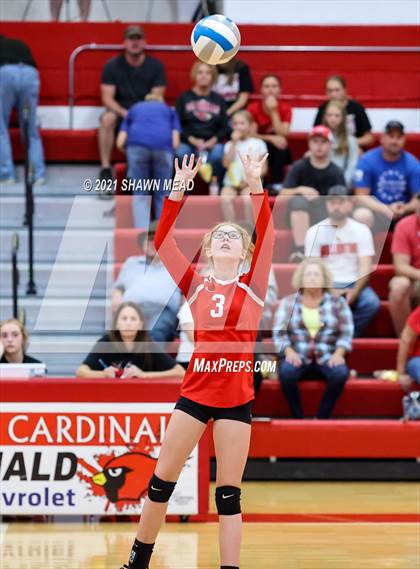 Thumbnail 2 in Frankenmuth vs. Millington photogallery.