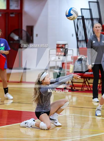 Thumbnail 2 in Frankenmuth vs. Millington photogallery.