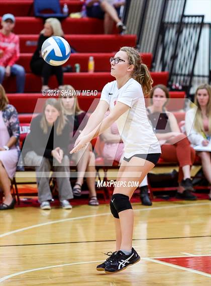 Thumbnail 3 in Frankenmuth vs. Millington photogallery.