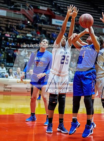 Thumbnail 2 in Golden Valley vs. Immanuel (CIF CS D3 Final) photogallery.