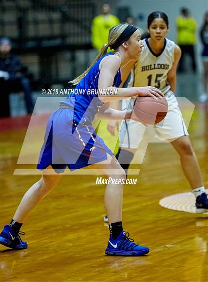 Thumbnail 1 in Golden Valley vs. Immanuel (CIF CS D3 Final) photogallery.