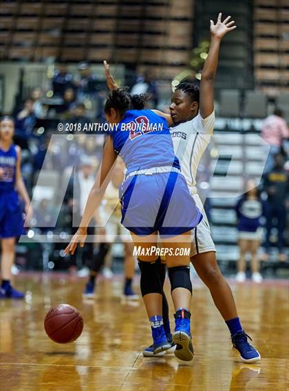 Thumbnail 3 in Golden Valley vs. Immanuel (CIF CS D3 Final) photogallery.