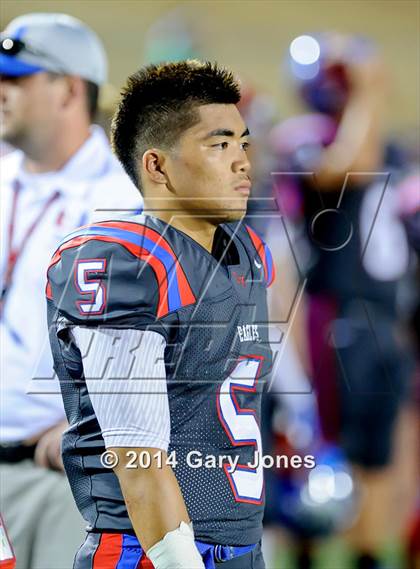 Thumbnail 3 in Carson vs. Clayton Valley Charter (2014 Honor Bowl - NorCal) photogallery.
