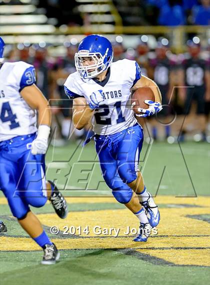 Thumbnail 1 in Carson vs. Clayton Valley Charter (2014 Honor Bowl - NorCal) photogallery.