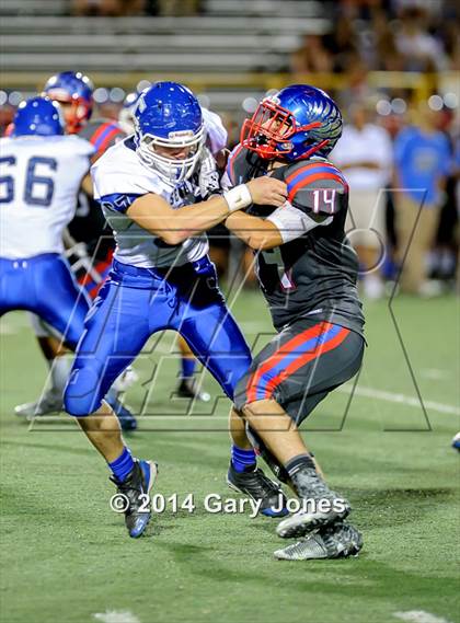 Thumbnail 1 in Carson vs. Clayton Valley Charter (2014 Honor Bowl - NorCal) photogallery.