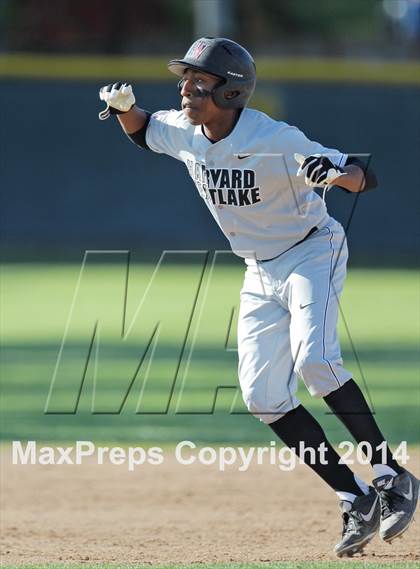 Thumbnail 2 in Harvard-Westlake @ Alemany photogallery.