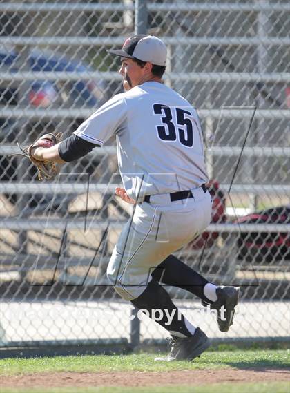 Thumbnail 3 in Harvard-Westlake @ Alemany photogallery.