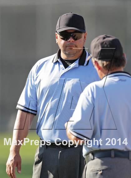 Thumbnail 3 in Harvard-Westlake @ Alemany photogallery.