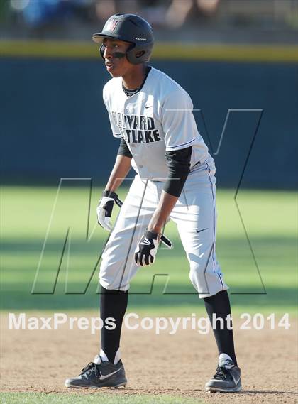 Thumbnail 1 in Harvard-Westlake @ Alemany photogallery.
