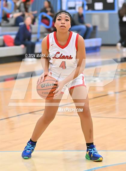 Thumbnail 1 in Dysart vs. Alhambra (Lady Wolves Court Classic) photogallery.