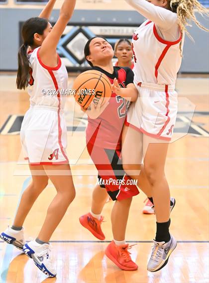 Thumbnail 1 in Dysart vs. Alhambra (Lady Wolves Court Classic) photogallery.