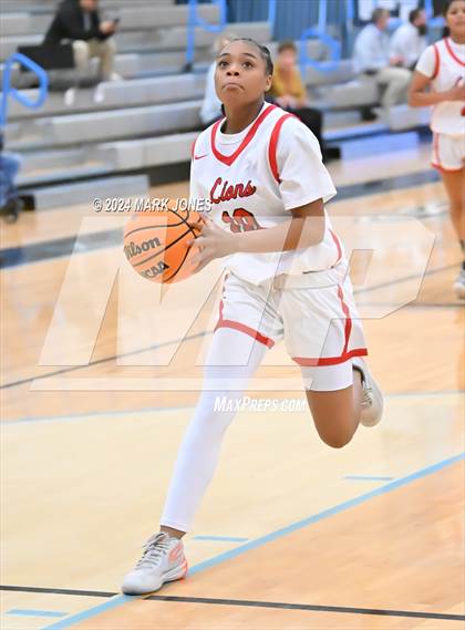 Thumbnail 3 in Dysart vs. Alhambra (Lady Wolves Court Classic) photogallery.
