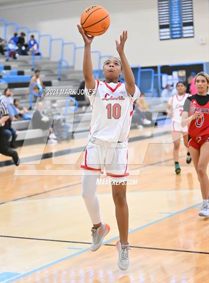 Thumbnail 1 in Dysart vs. Alhambra (Lady Wolves Court Classic) photogallery.