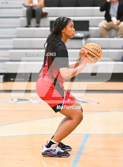 Thumbnail 2 in Dysart vs. Alhambra (Lady Wolves Court Classic) photogallery.
