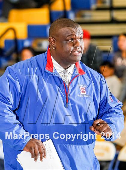 Thumbnail 2 in St. Ignatius vs. Wilcox (CIF CCS D2 Semifinal) photogallery.