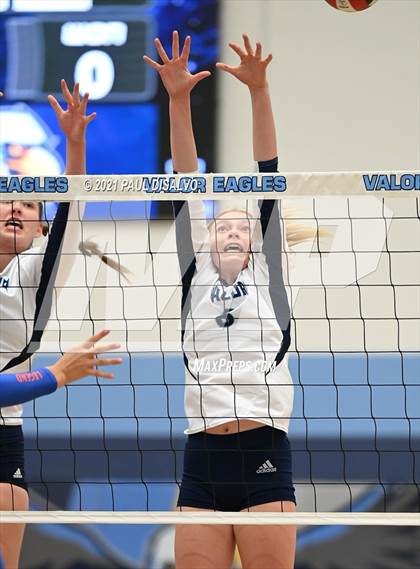 Thumbnail 3 in Legend @ Valor Christian photogallery.