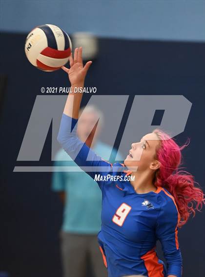 Thumbnail 1 in Legend @ Valor Christian photogallery.