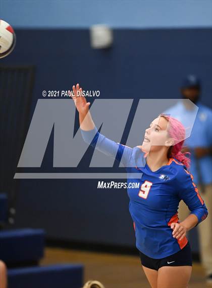 Thumbnail 3 in Legend @ Valor Christian photogallery.