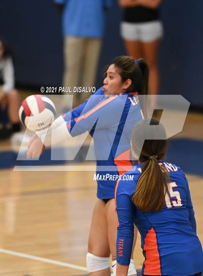 Thumbnail 3 in Legend @ Valor Christian photogallery.