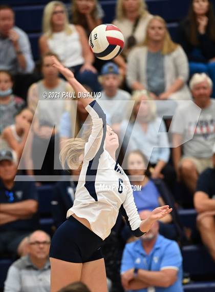 Thumbnail 1 in Legend @ Valor Christian photogallery.